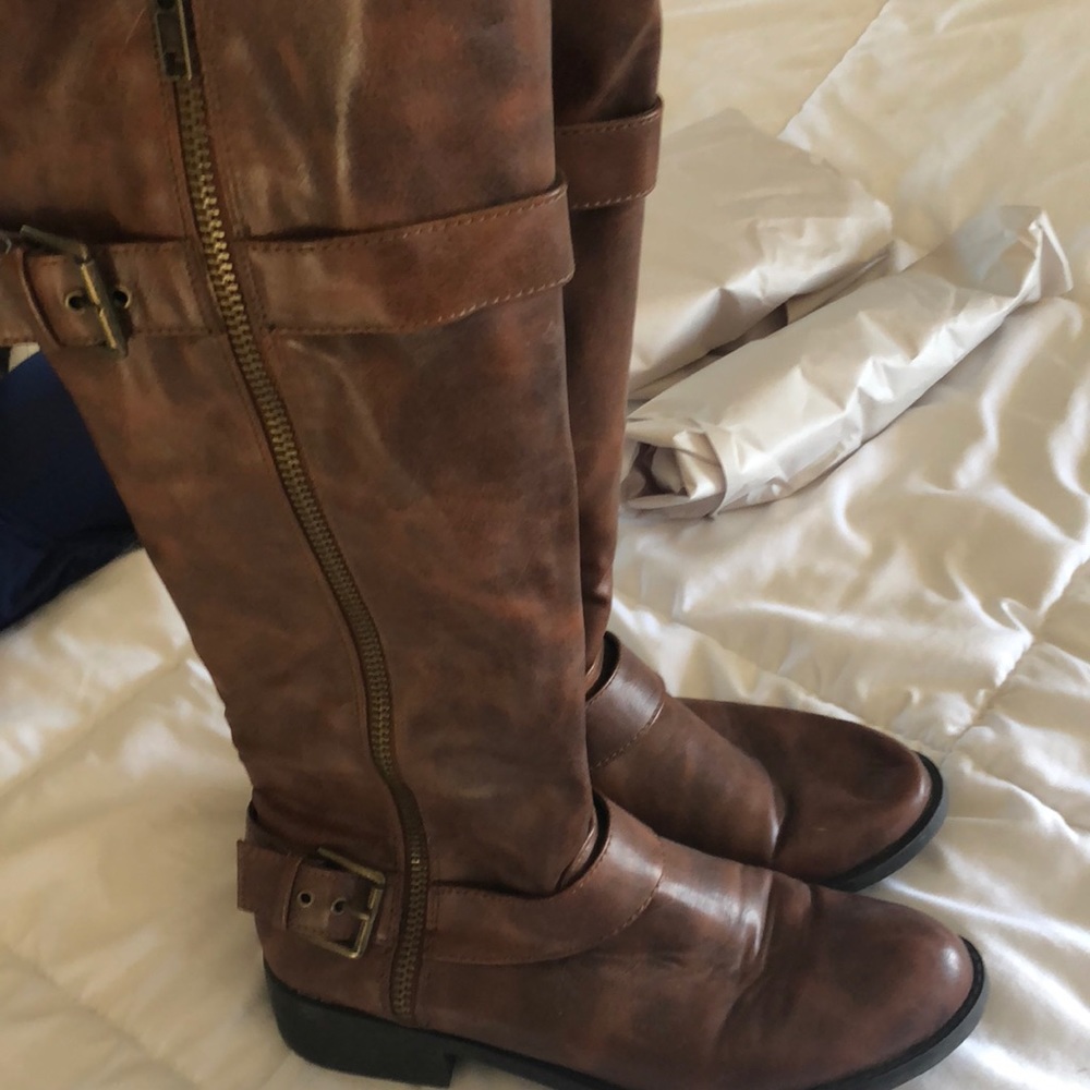 Calf high boots